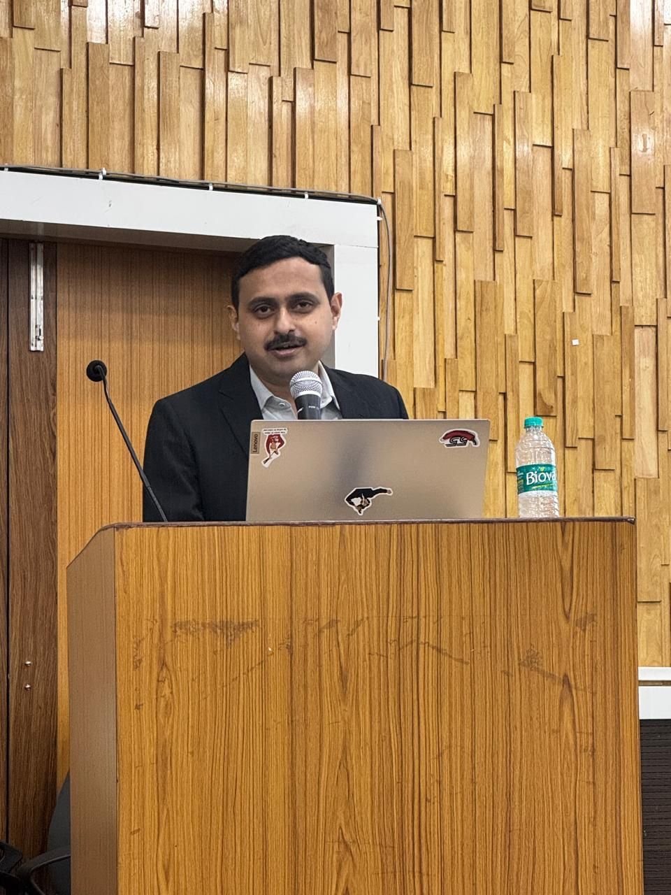 Soumya Banerjee, Partner was the guest of honour at the event. He is also an alumni of the first batch of NUJS.